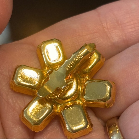 Trifari vintage crystal large snowflake earrings gold tone - Picture 4 of 7